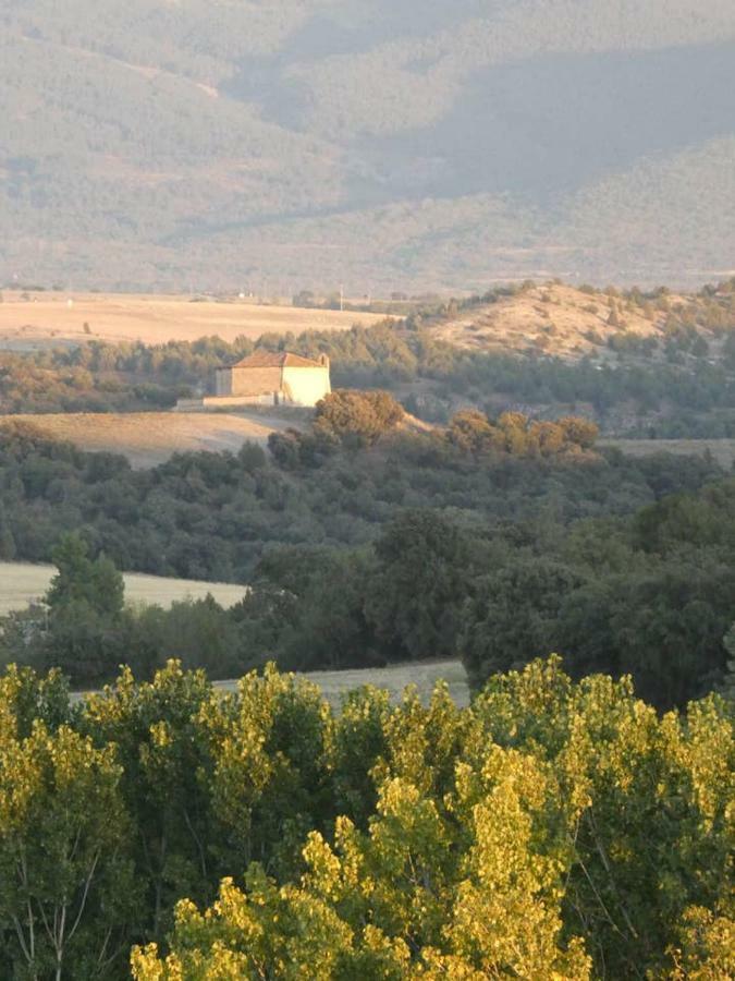 El Carro Del Abuelo Villa Villovela de Pirón Eksteriør bilde